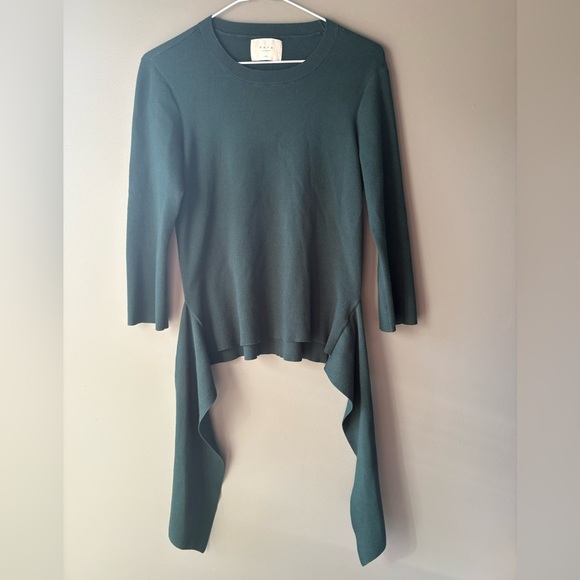 Yaya women, size Large, Canadian brand forest green, 3/4 length wrap shirt - Picture 4 of 5